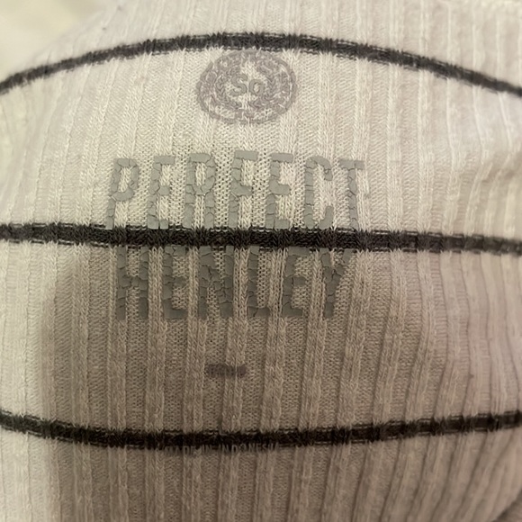 Striped V neck long sleeve shirt - Picture 7 of 9